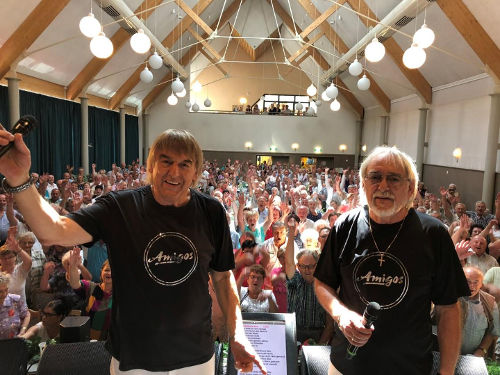 Die Amigos mit „110 Karat“ an der Spitze der Charts